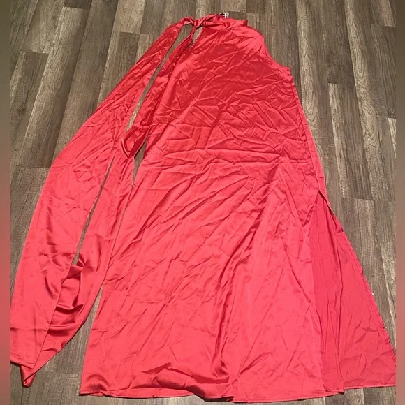 Sleeveless High-Neck Maxi Dress in Bright Fuchsia - Picture 3 of 9